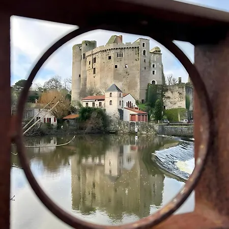 Les Iris - Maison Chaleureuse アパート