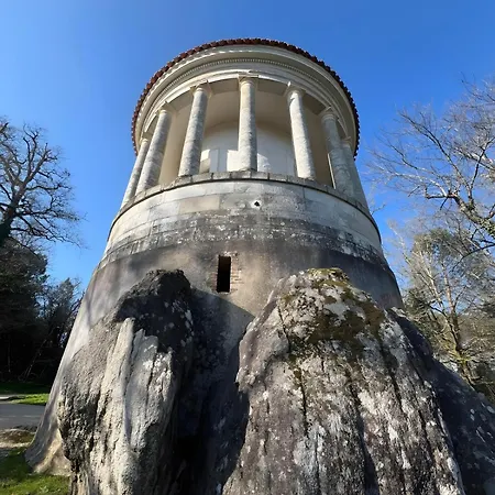 Апартаменты Les Iris - Maison Chaleureuse Montfaucon-Montigne